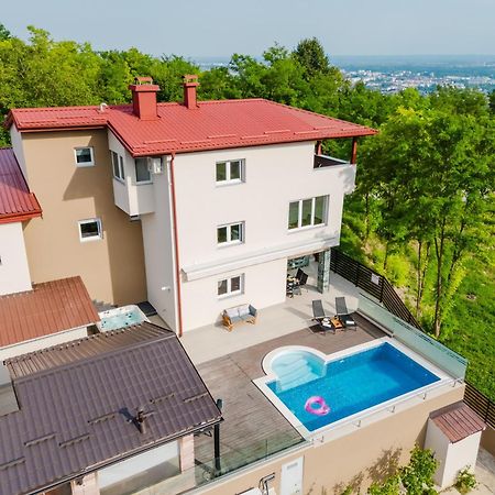 Carobni Pogled Zagreb 빌라 외부 사진